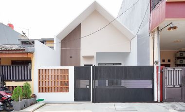 Rumah 14 menit ke Summarecon Mall Bekasi Bebas Banjir Siap KPR J-37455