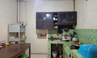 Rumah Tinggal Lokasi Strategis Dekat Kebun Binatang Gembira Loka