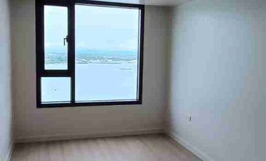 Condo for rent sale or rent in Mandaue City, Mandani Bay scenic seaview
