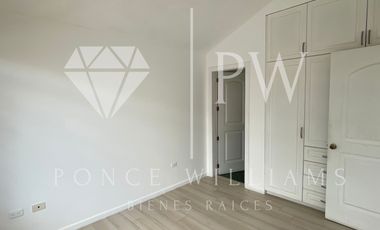 CASA EN CUMBAYA DENTRO DE URBANIZACIÓN EN RENTA