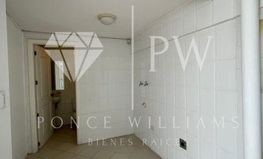 CASA EN CUMBAYA DENTRO DE URBANIZACIÓN EN RENTA