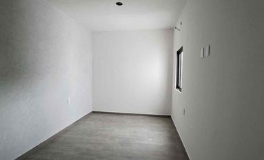 Casa en venta con Roof zona sur ote de la ciudad frac Colesquizan