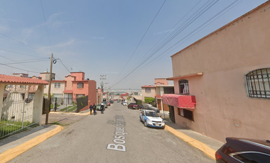 CASA DE RECUPERACIÓN BANCARIA EN CALLE BOSQUE DE CASTILLAS, FRACC. REAL DEL BOSQUE, TULTITLAN, EDO MEX. ¡NO SE ACEPTAN CRÉDITOS!