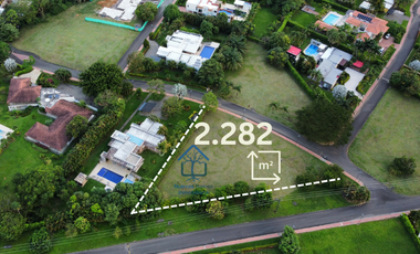 Lote en el condominio casa de campo en - Restrepo meta