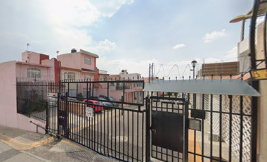 CASA DE RECUPERACIÓN BANCARIA EN PRIV. BOSQUES DE NISPEROS, FRACC. REAL DEL BOSQUE, TULTITLÁN, EDO MEX. ¡NO SE ACEPTAN CRÉDITOS!