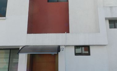 VENTA DE CASA CALDERON-CORAL