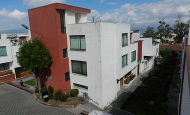VENTA DE CASA CALDERON-CORAL