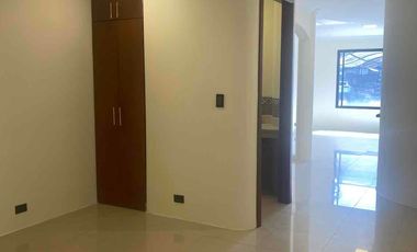 Alquiler departamento planta baja Samborondon