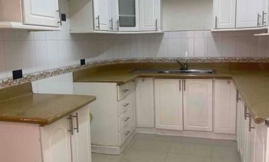 Alquiler departamento planta baja Samborondon