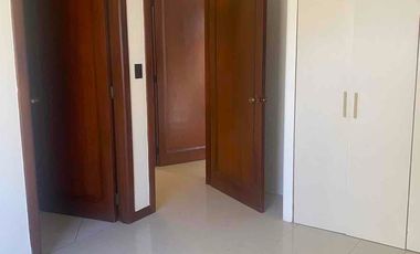 Alquiler departamento planta baja Samborondon