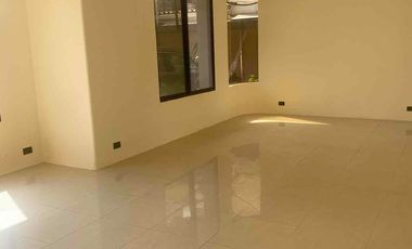 Alquiler departamento planta baja Samborondon