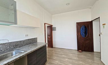 Alquiler de Suite en 3er Piso Alto/ Terraza - Cdla. Simón Bolivar, Avenida Hno. Miguel, Cerca al Aeropuerto y Mall del Sol - Guayaquil