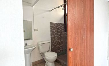 Alquiler de Suite en 3er Piso Alto/ Terraza - Cdla. Simón Bolivar, Avenida Hno. Miguel, Cerca al Aeropuerto y Mall del Sol - Guayaquil