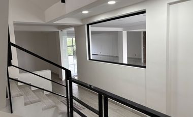 Se Vende Hermoso Edificio Nuevo Para Oficinas en Col. Ex Hipódromo de Peralvillo