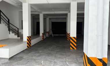 Se Vende Hermoso Edificio Nuevo Para Oficinas en Col. Ex Hipódromo de Peralvillo