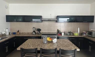 CASA EN VENTA EN COTTO SAN NICOLAS CERCA DE LA UVM