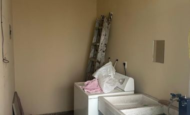 CASA EN VENTA EN COTTO SAN NICOLAS CERCA DE LA UVM