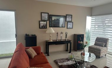 CASA EN VENTA EN COTTO SAN NICOLAS CERCA DE LA UVM