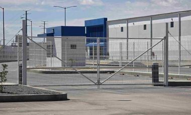 SE RENTA MAGNIFICA NAVE INDUSTRIAL DE 15000 M2, EN UBICACION PRIVILEGIADA YA LISTA CON SERVICIOS