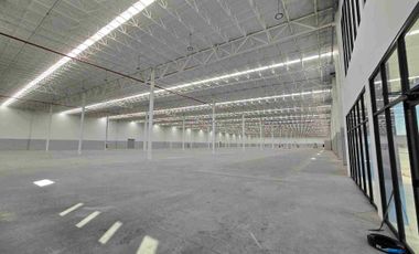 SE RENTA MAGNIFICA NAVE INDUSTRIAL DE 15000 M2, EN UBICACION PRIVILEGIADA YA LISTA CON SERVICIOS