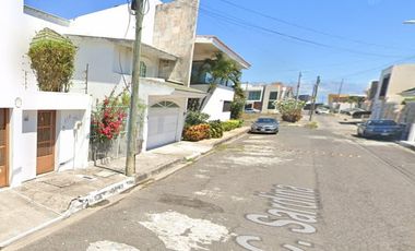 PROPIEDAD EN RECUPERACION BANCARIA EN LA COLONIA COSTA DE ORO