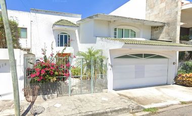 PROPIEDAD EN RECUPERACION BANCARIA EN LA COLONIA COSTA DE ORO