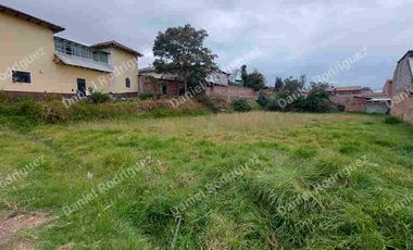 Terreno de venta en Cazhapata - Cuenca. a 1 cuadra del estadio de la liga. IPRUS 4 pisos OPORTUNIDAD