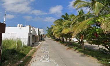 PROPIEDAD EN RECUPERACION BANCARIA EN LA COLONIA PARAISO  COATZACOALCOS