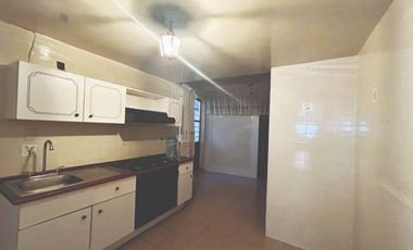 Casa con 4 recámaras en Venta, Del Valle Centro, 321 m2 terreno