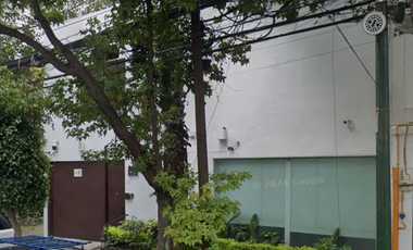 Casa con 4 recámaras en Venta, Del Valle Centro, 321 m2 terreno