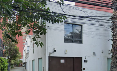 Casa con 4 recámaras en Venta, Del Valle Centro, 321 m2 terreno