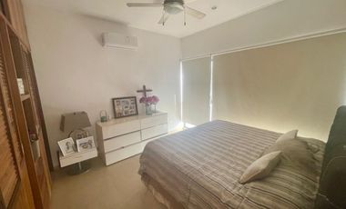 CASA EN VENTA RESIDENCIAL ARBOLADA, CON UN CUARTO INDEPENDIENTE