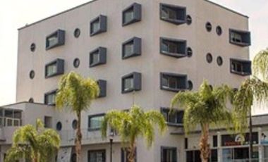 Local en Jardines de la Hacienda