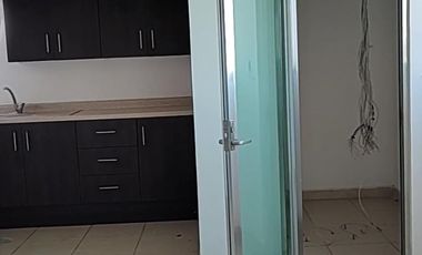 Local en Jardines de la Hacienda