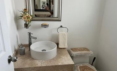 Venta Casa Amueblada al Sur de Aguascalientes Rancho Santa Mónica de OPRTUNIDAD Excelente Estado Conservación