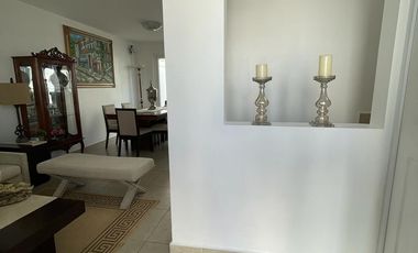 Venta Casa Amueblada al Sur de Aguascalientes Rancho Santa Mónica de OPRTUNIDAD Excelente Estado Conservación