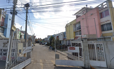 CASA DE RECUPERACIÓN BANCARIA EN CALLE MONTE OLIMPO,FRACC. JOYAS DE CUAUTITLAN, CUAUTITLAN, EDO MEX. ¡NO SE ACEPTAN CRÉDITOS!