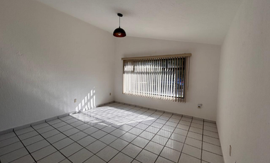 0.6 CASA EN RENTA EN SAN GIL