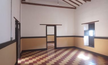 Casa Comercial en Arriendo en Zona Centro,Envigado Antioquia