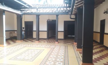 Casa Comercial en Arriendo en Zona Centro,Envigado Antioquia