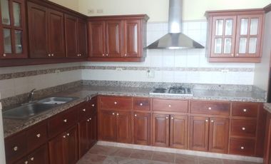 Casa Comercial en Arriendo en Zona Centro,Envigado Antioquia