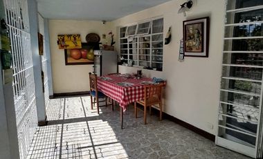 Casa Comercial en Venta en Los Cristales Envigado Antioquia