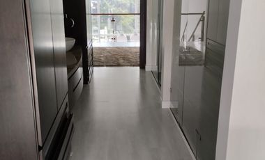 ARRIENDO HERMOSO APTO AMOBLADO CHICO RESERVADO