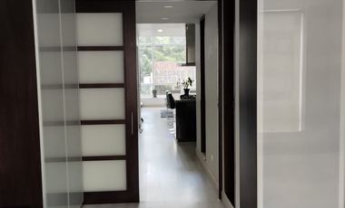 ARRIENDO HERMOSO APTO AMOBLADO CHICO RESERVADO