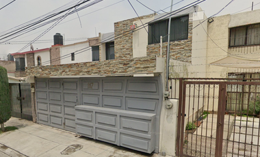 Se VeNDe CaSa EXCeLeNTe UBiCaCIóN!!Roma , Valle Dorado, Tlalnepantla,,Adjudicada
