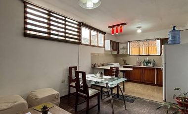 EDIFICIO EN ZONA RESIDENCIAL Y COMERCIAL DE LOJA, RENTERA