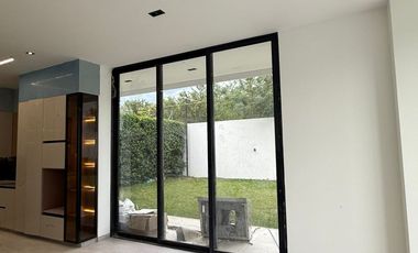 LUJOSA CASA EN VENTA, CONJUNTO HACIENDA CLUB