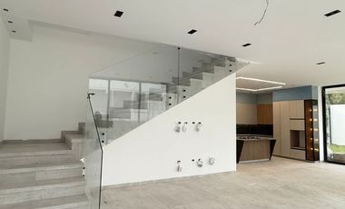 LUJOSA CASA EN VENTA, CONJUNTO HACIENDA CLUB