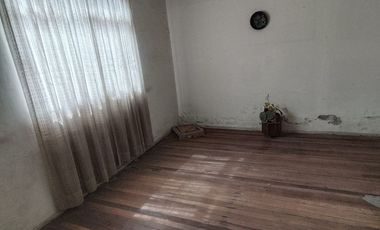 TERRENO DE CASA ANTIGUA