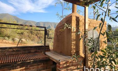 Versátil Propiedad En Venta, San Antonio De Las Minas